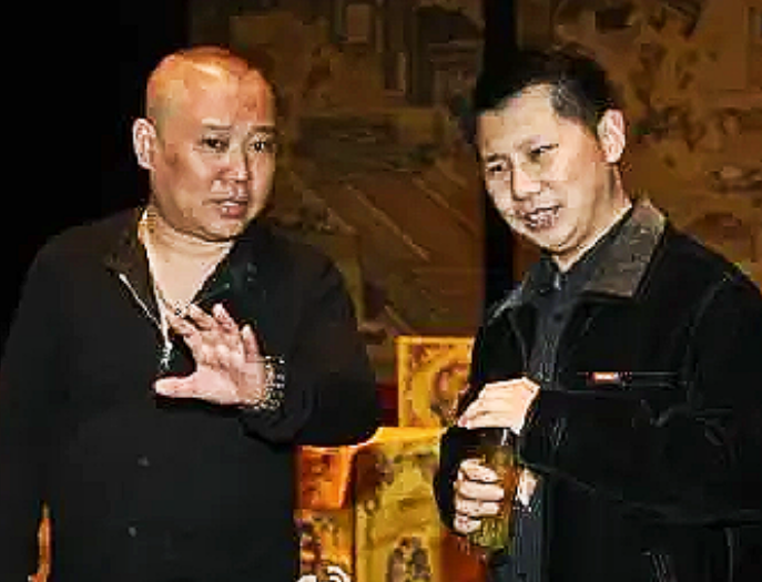 今天我在网上听到一位网络博主发的何云伟录音，本人开诚布公的坦诚的阐述了自己如何进