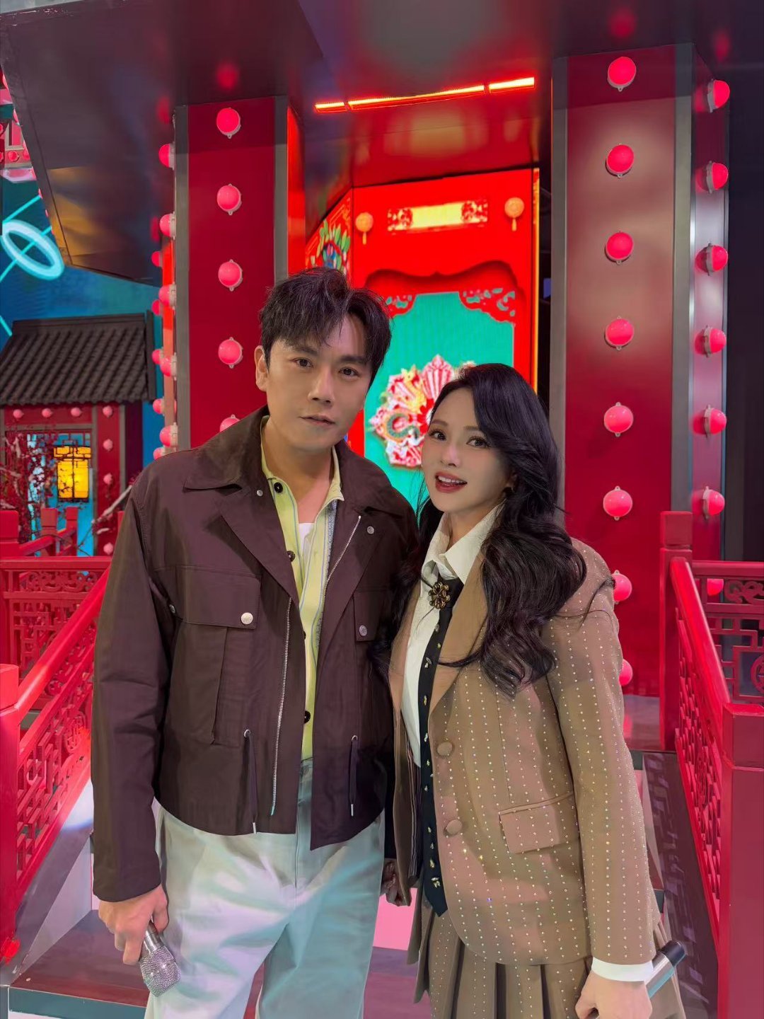 伊能静说和秦昊十年没有单独旅行了伊能静秦昊十年没有单独旅行了妻子的浪漫旅行伊能静