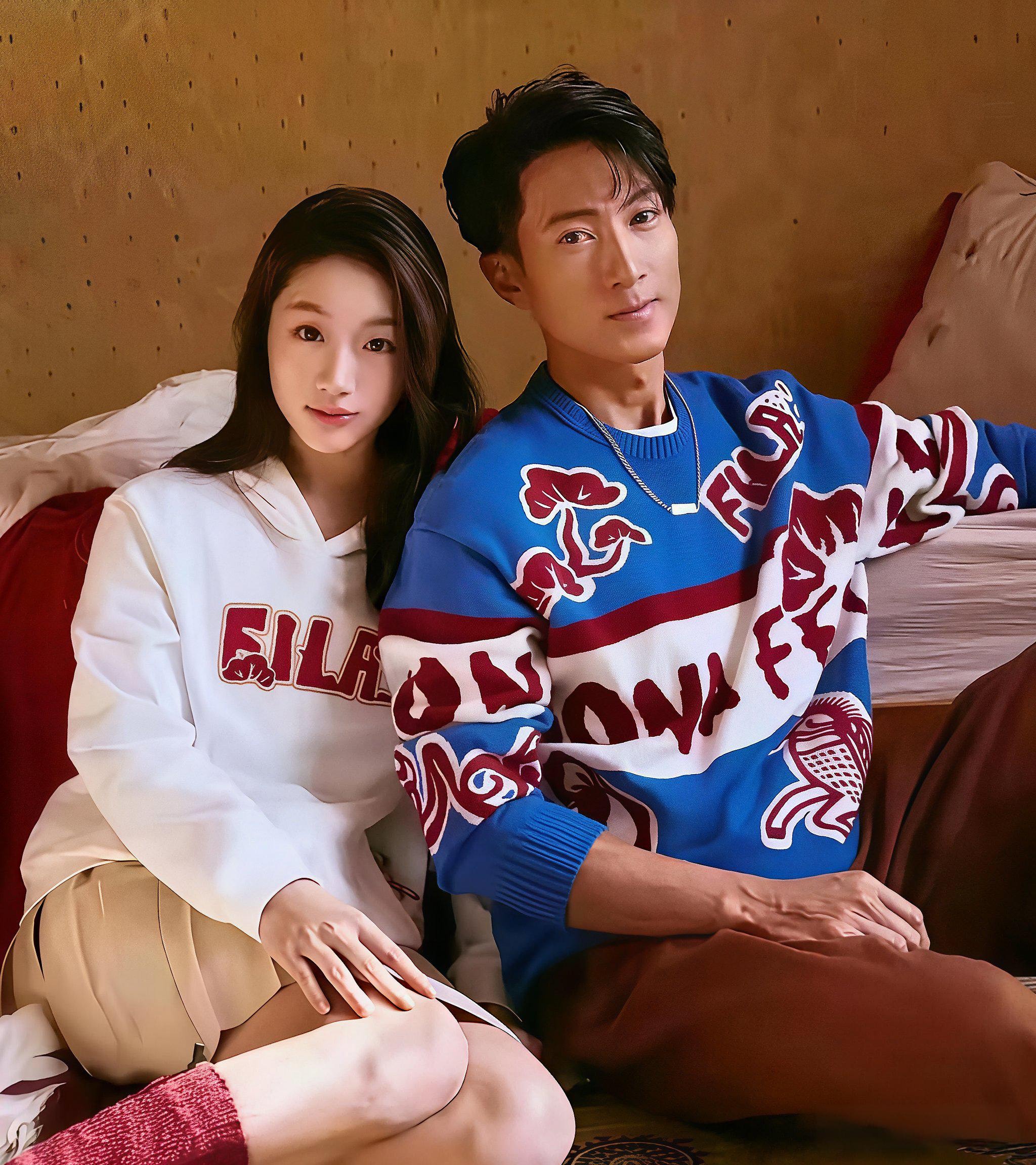 吴尊携15岁女儿合拍杂志大片，父女二人颜值出众，俊男美女的画面格外吸睛。不少网友感慨，看着这组画面，