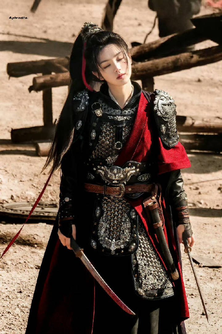 张凌赫、田曦薇（不分先后）逐玉3.6爱奇艺🥝腾讯🐧好期待好期待