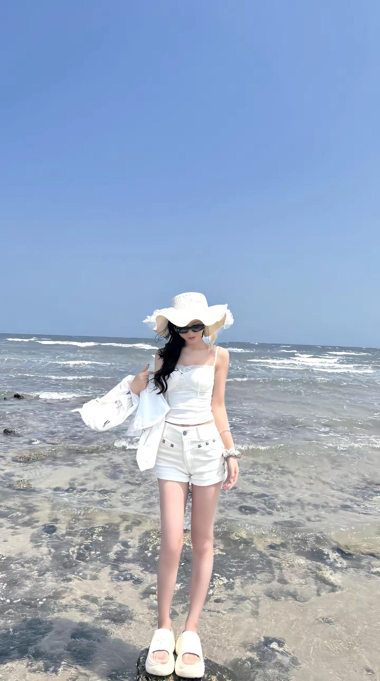 曾说过带你一起去看大海却数着星星寂寞难耐.