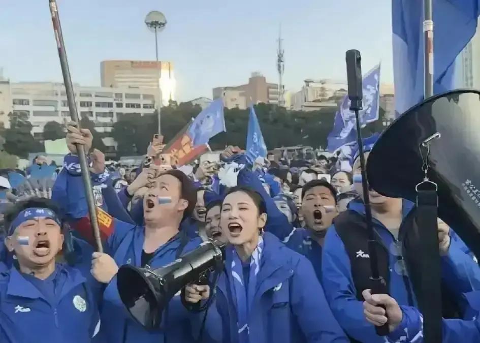 奖金拖了7天才发永州队刚在湘超决赛头球绝杀，线上500万人围观，结果每人2