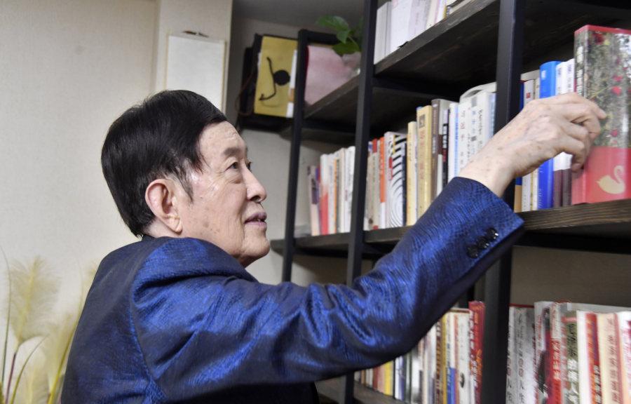 王立群教授说：“别人拿捏不了你，就开始讨厌你；你的认知高于别人，别人就会孤立你；