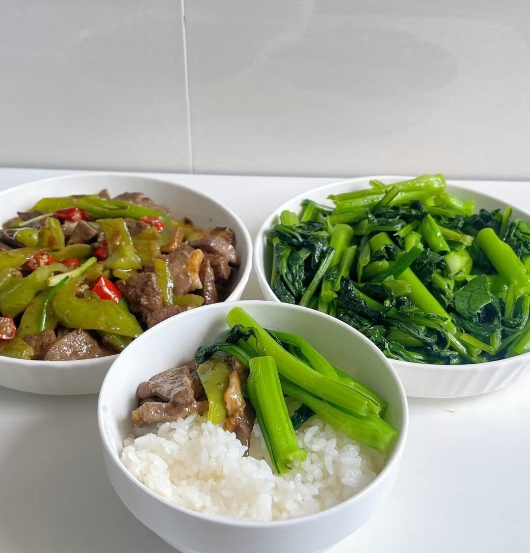 人不能太算计，算来算去总有一天会把自己算进去，早晚把自己坑了，我有个表妹的