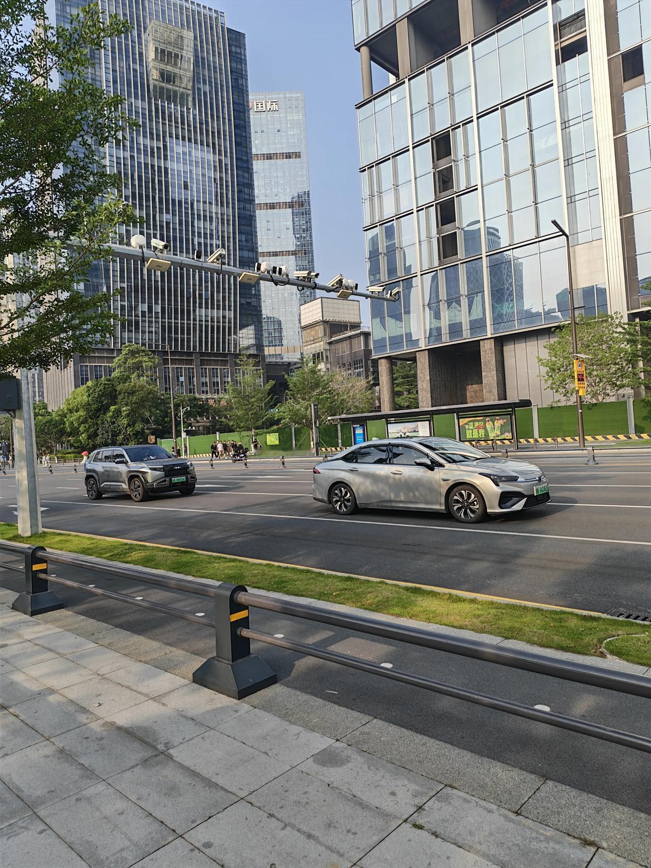 晒出你的本地生活深圳是一座公园城市，无论你走到哪里，都感觉自己置身于公园一样，其