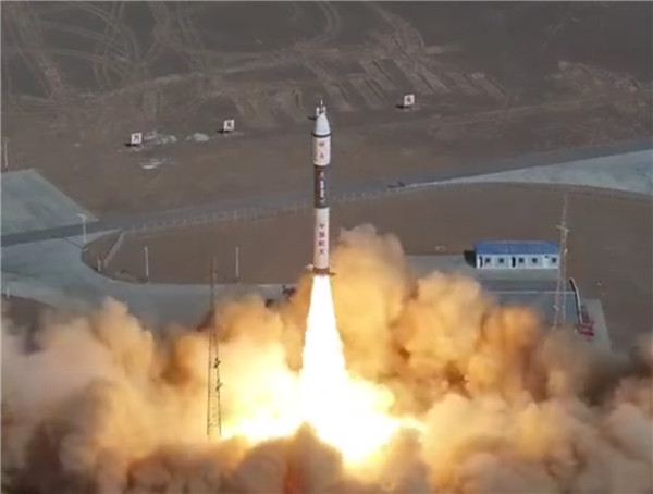 【一箭八星快舟十一号遥七运载火箭成功发射】据央视新闻报道，北京时间3月16日1