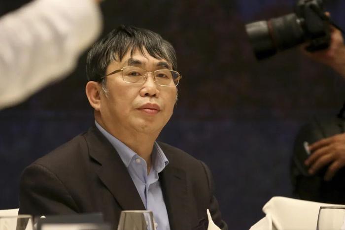 国足著名球迷，围棋前辈聂卫平去世！根据国内媒体的最新消息，国内棋坛的老前辈聂卫