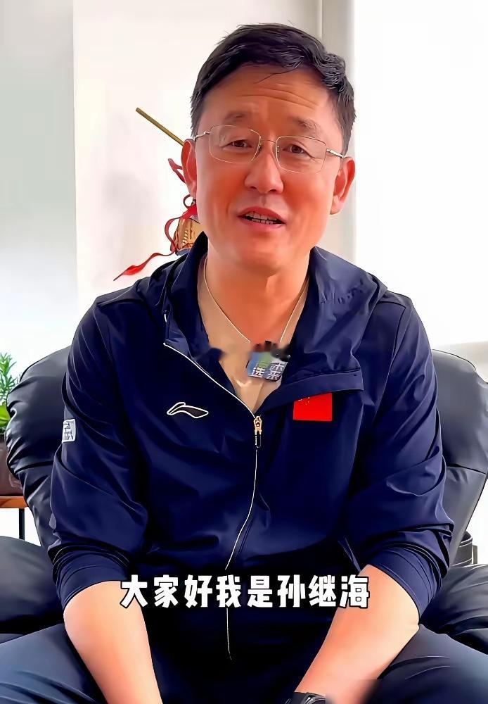 孙继海带队刚跟鲁能、申花踢完，董路那边就撂下话了，直言咱俩不是仇人，但你没干过我