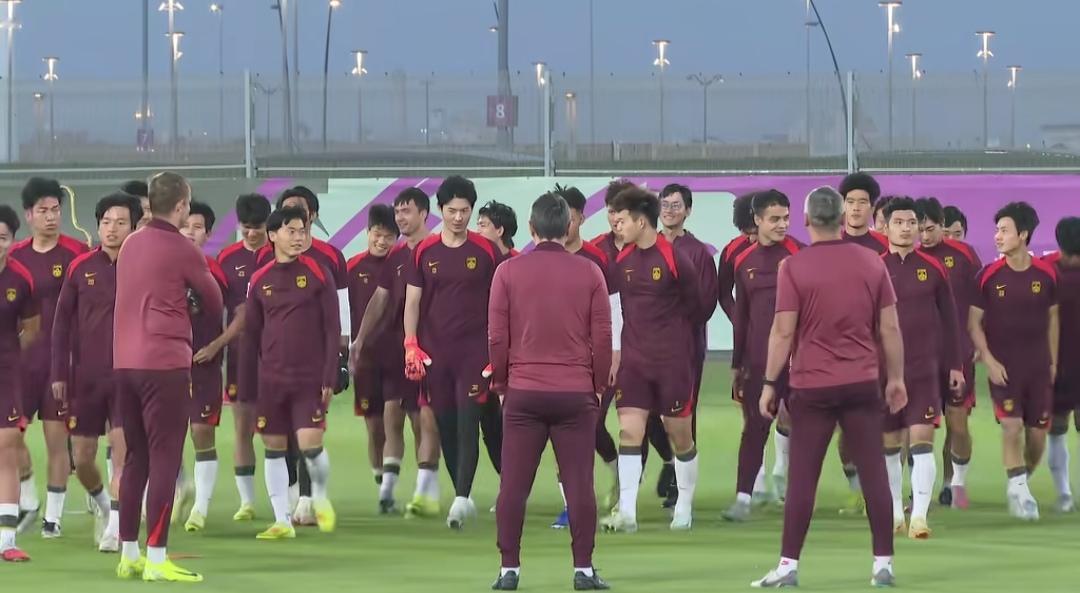 安东尼奥率领的中国U23国奥队将在西安打四国邀请赛，大名单估计这一两天就要出来啦