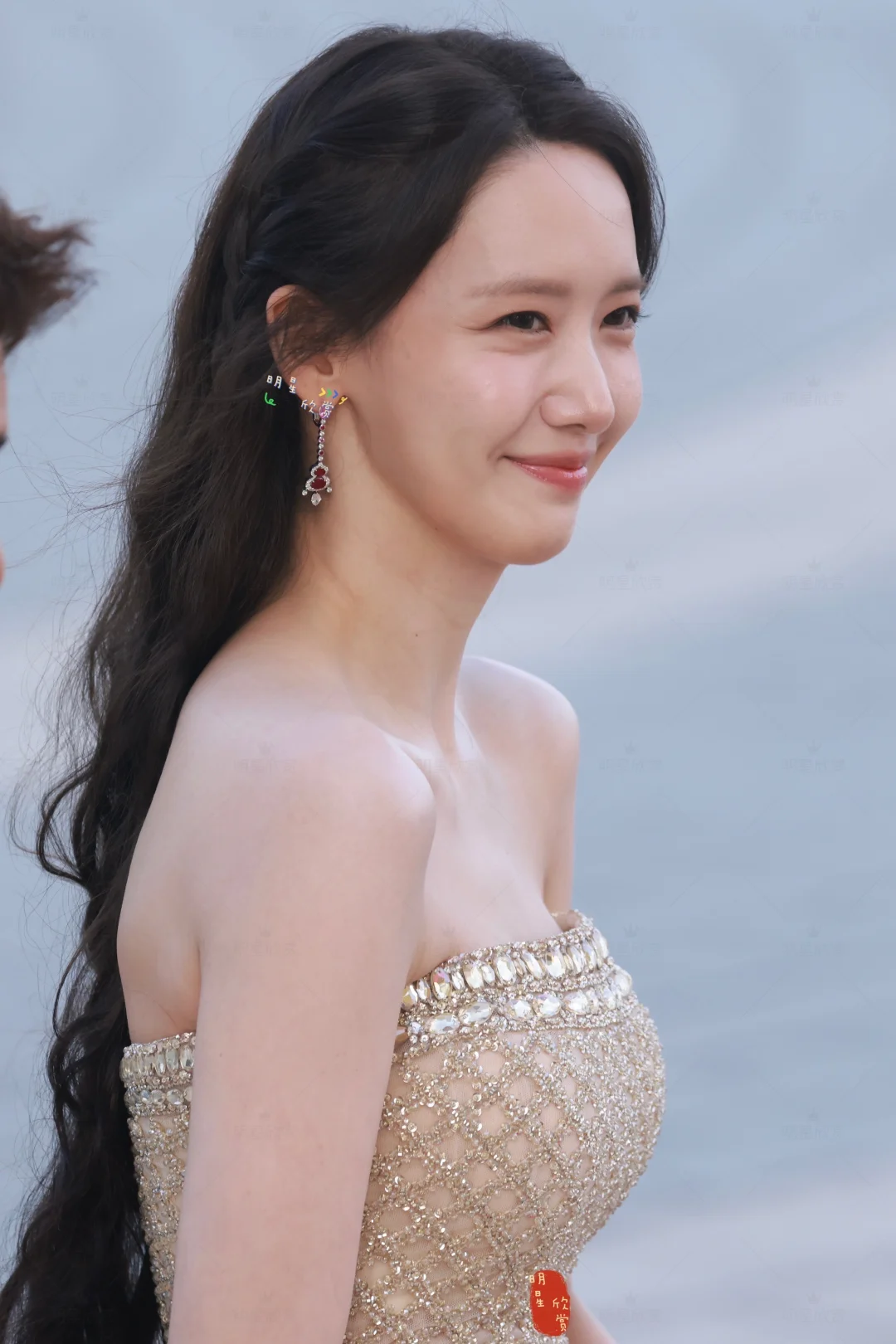 允儿青龙奖红毯生图，顶美女神降临