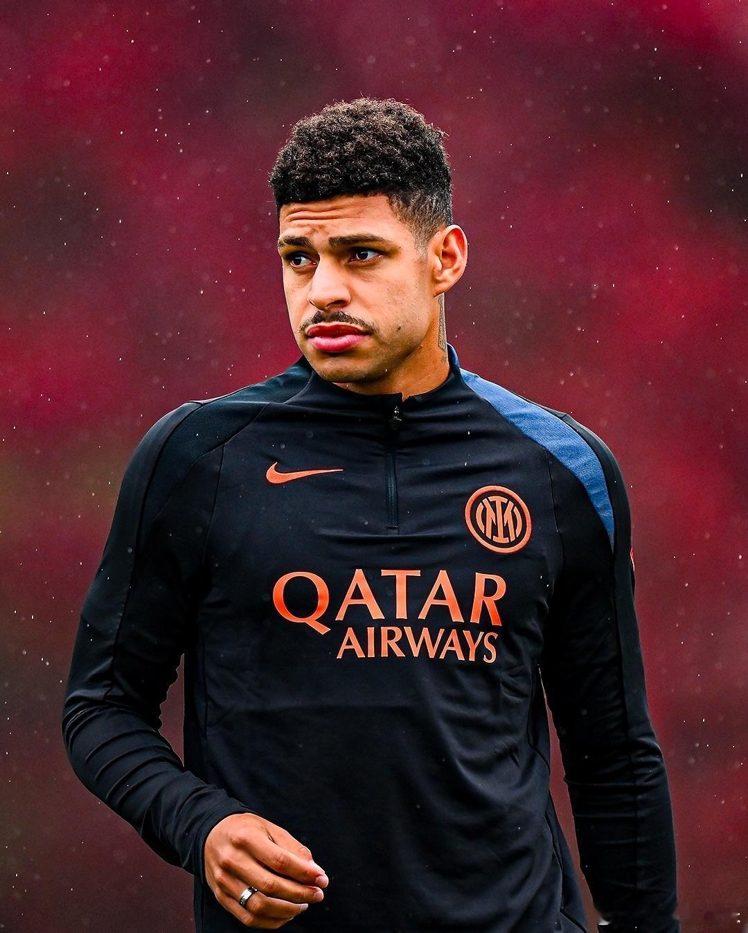 SI：国际米兰无意放恩里克离开，这是球队一笔重要的投资，认为其依旧可以被拯救过来