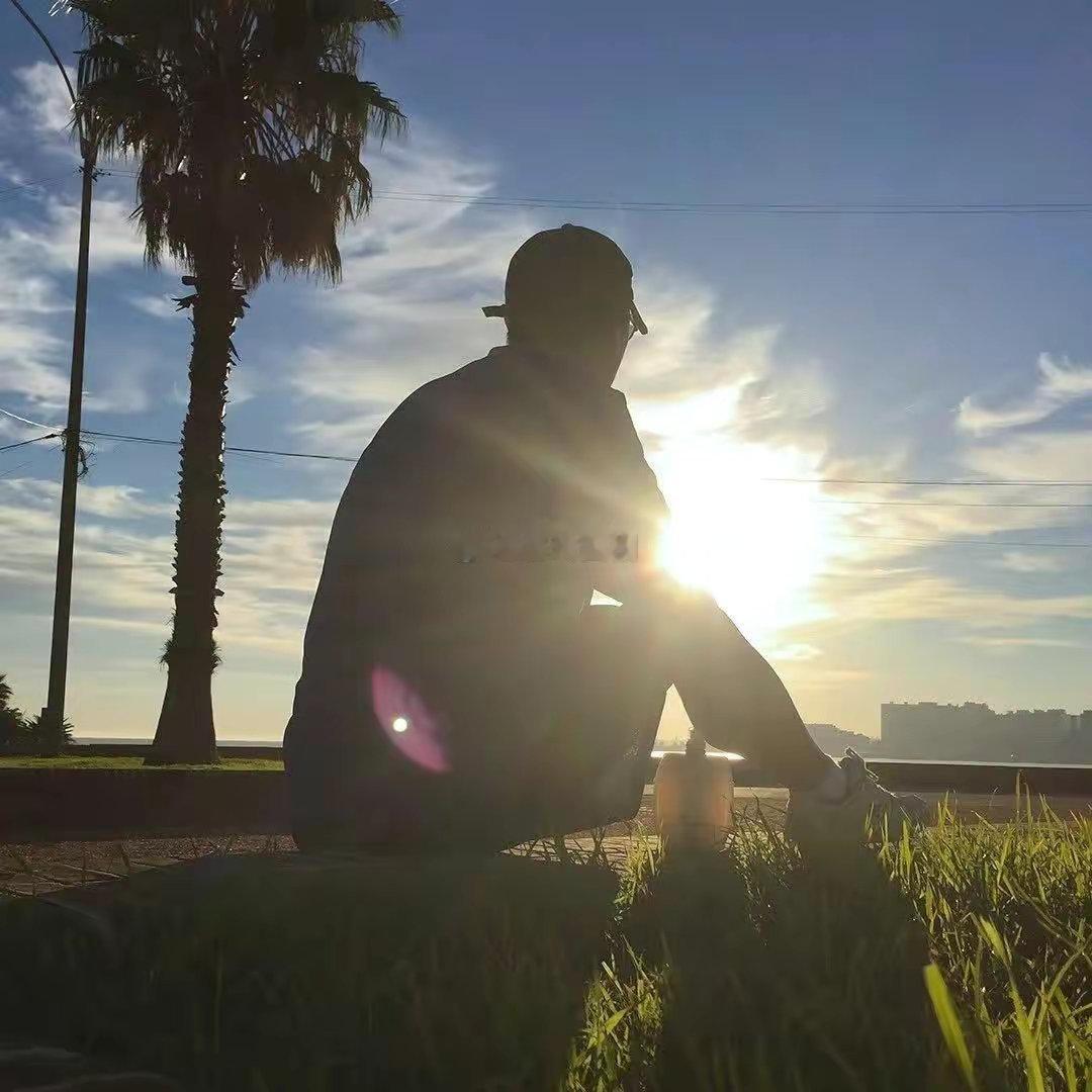 白羊是很有挑战精神的，在他们眼睛里，越难追的女生越是让他们放不下，而且白羊男大概