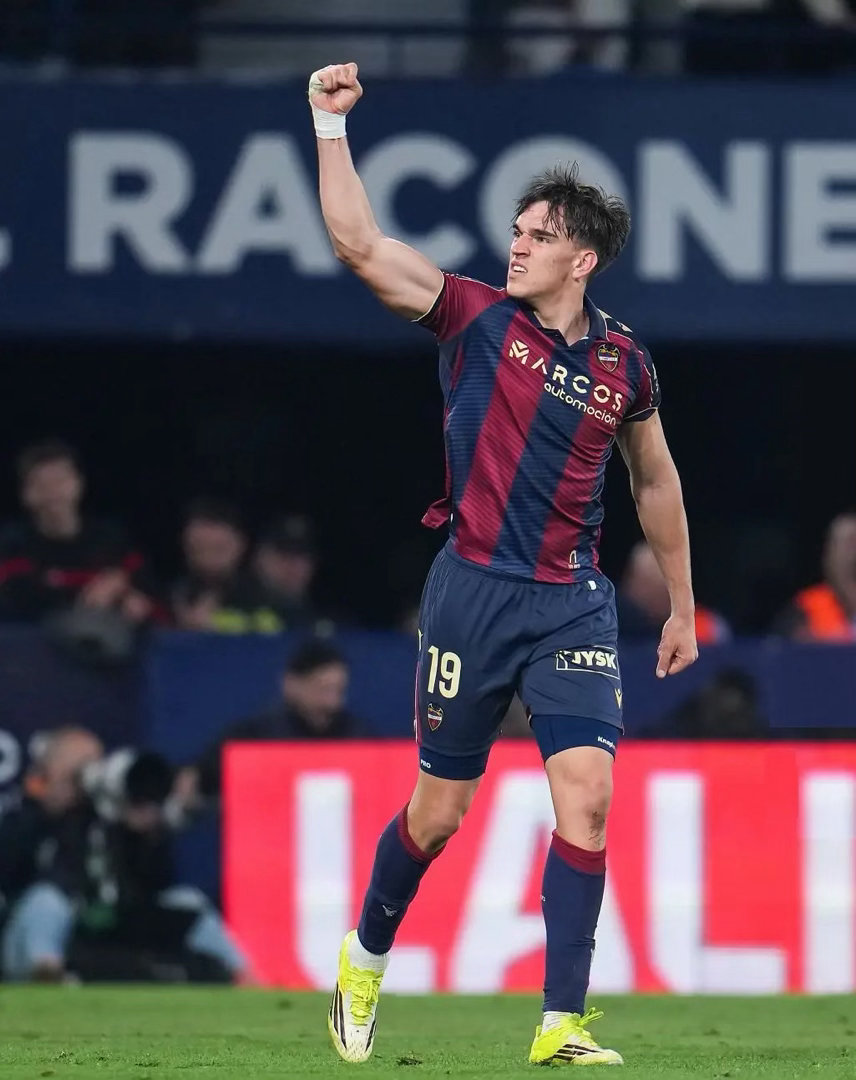 西甲新星崛起！19岁莱万特小将埃斯皮6球爆发，2500万欧或成豪门抄底良机