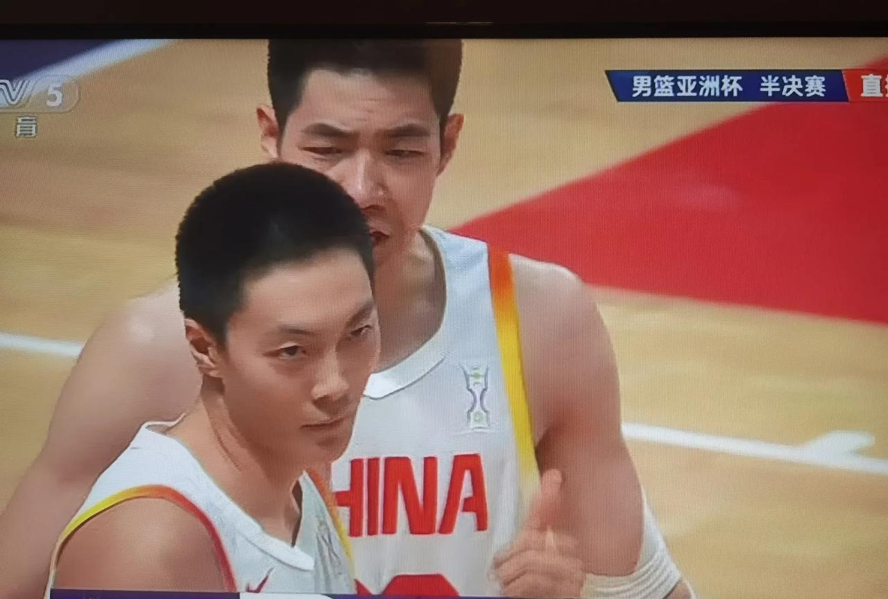 中国男篮时隔10年，再进亚洲杯决赛，是谁导演了这场“看似不可能”！？