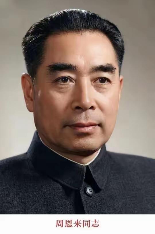 一件衬衫1972年8月的一天，北京低压电器厂的工人小刘刚学会骑