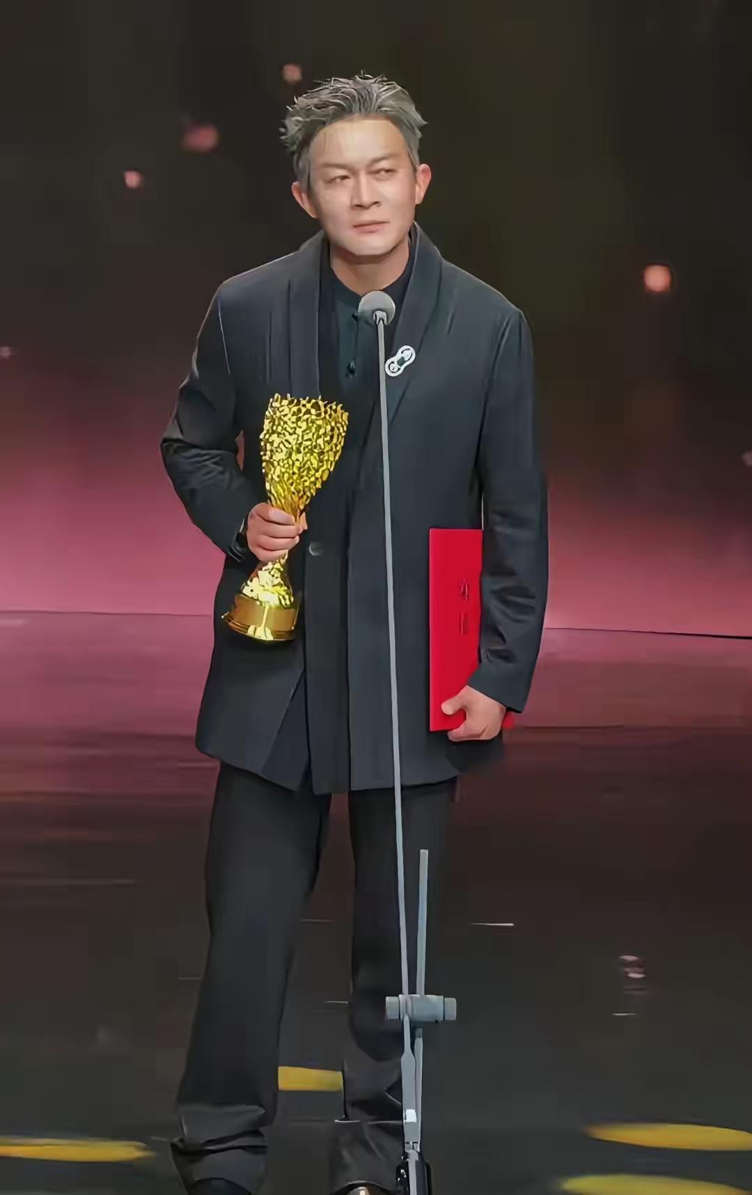 名单出来，所有人都惊呆了，杨志刚竟然是《唐朝诡事录》的男配角，拿了个最佳男