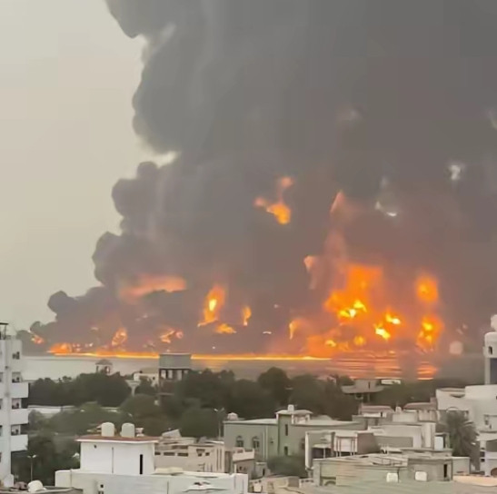 短短12个小时里，第九波、第十波导弹雨接连砸下