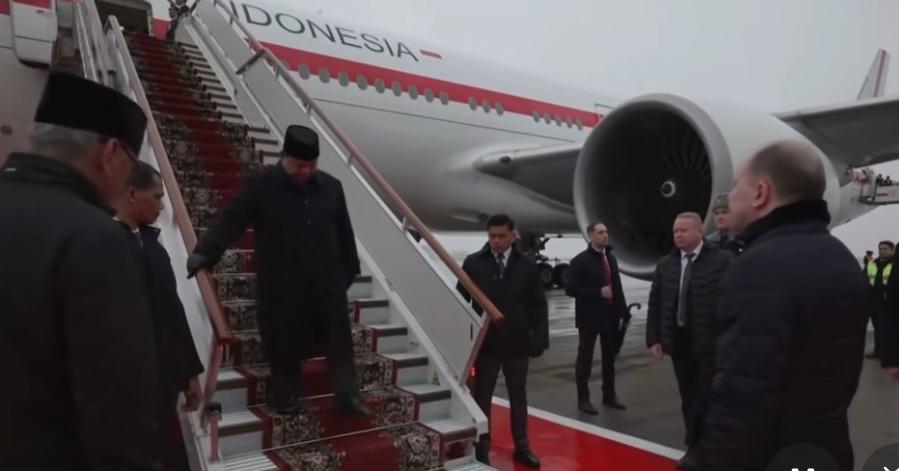 印尼总统普拉博沃亲赴莫斯科邀请普京据报道，12月10日，印尼总统