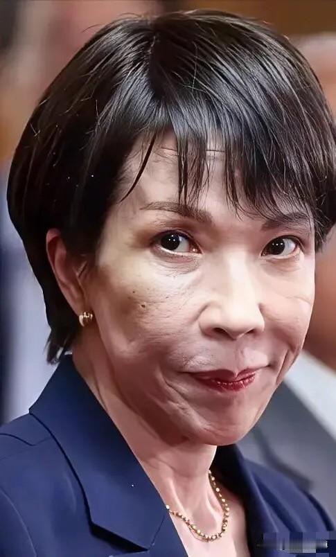 不出意外，果然被我猜中了！据日本产经新闻报道，7月17日日本防卫大臣小泉进次郎