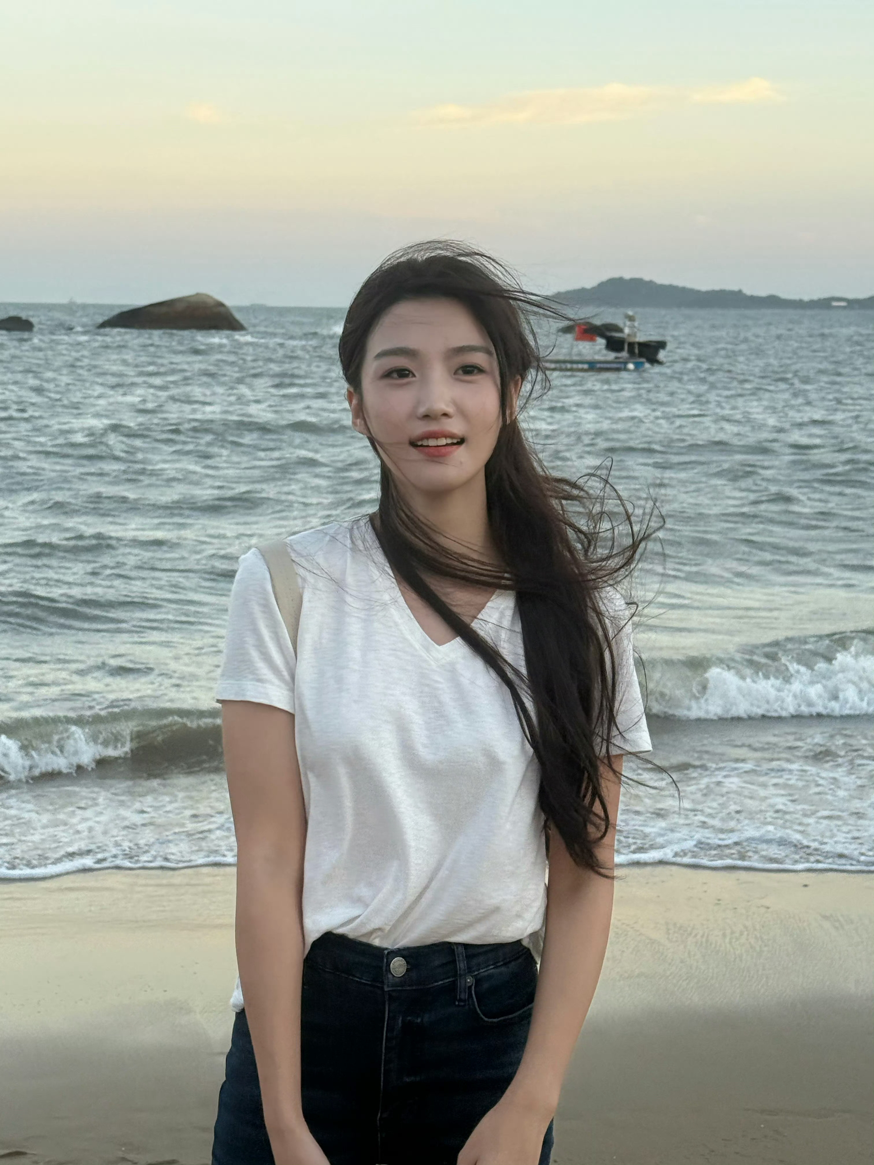 卢昱晓今日更新🤳🏻谁懂全身基础款，脸就不基础🤲🏻💌​​​