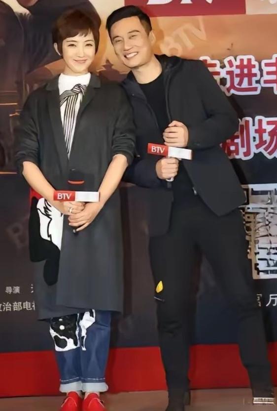白天在片场演父女，晚上回酒店搂着睡一张床。这哪是演戏，这是“公款谈恋爱”加“合法