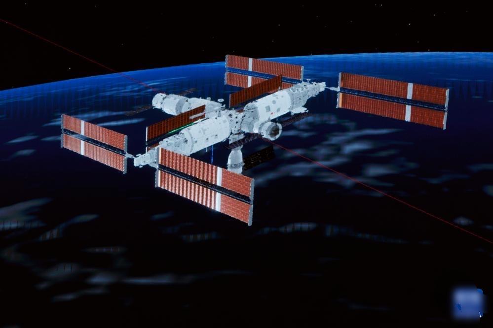 说到神舟二十因遭空间碎片撞击，这个问题不仅仅关乎一次飞行任务的顺利完成，更牵扯出