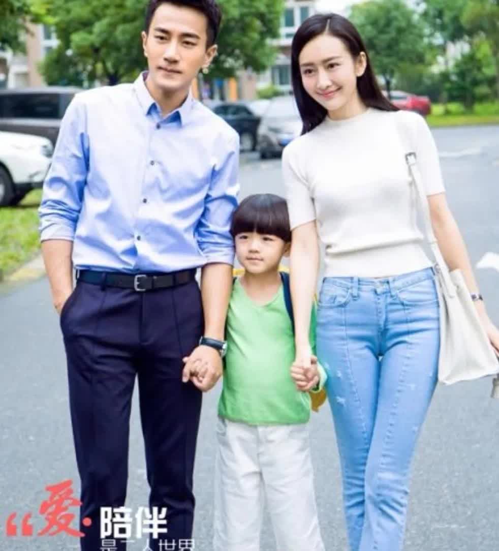 这对周末夫妻，你们觉得般配吗？刘恺威，王鸥