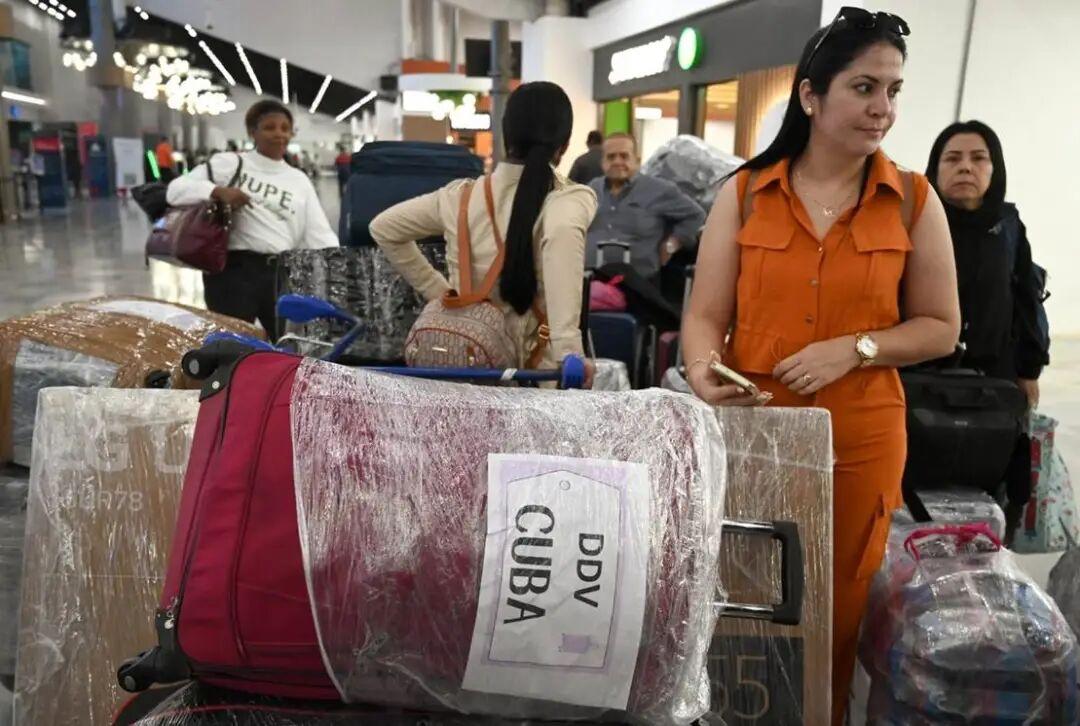 美国国务院在2月23日递交给鲁比奥的一份备忘录中，提出一项扩大孤立古巴行动的全面