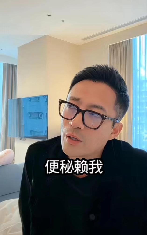 你敢信？许雅钧发大S出殡私照证身份，网友转头把锅甩给汪小菲！2026年3月台