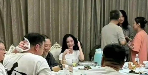 原来明星私下的饭局，都是素颜的状态​​​