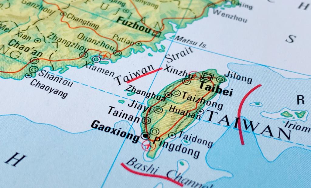 消灭台湾“主权”言论得移除？陈凤馨质疑：提“统一宪法”也不行？台“行政院”会