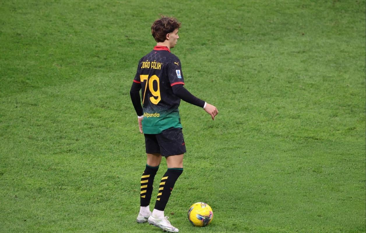 如果你是米兰球迷，希望菲利克斯回来吗？上赛季菲利克斯在米兰踢的一团糟，到期后米