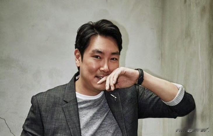 韩娱大瓜！影帝赵震雄被曝少年犯黑历史，偷车性侵蹲少管所，形象彻底崩塌D社这