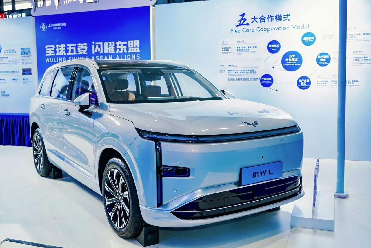 新能源汽车销量排名（8月份），除了比亚迪43.34万辆一家独大，吉利汽车、奇瑞汽