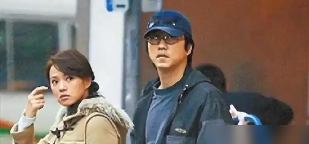 庾澄庆不读儿子消息，伊能静一句话给兜回来了，这俩离婚二十年的人，把养孩子玩明白了。恩利直播吐槽，发消