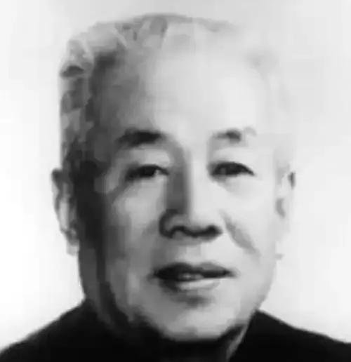 1947年，地下党员王冶秋走进院子，看到满院子的军统特务，他知道自己身份暴露了，
