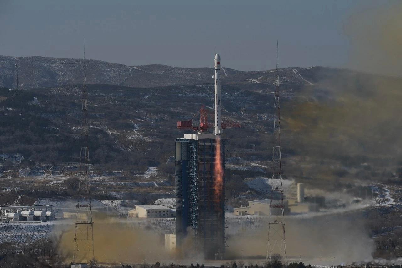 航天北京时间2025年12月16日11时17分，我国在太原卫星发射中心使用长征