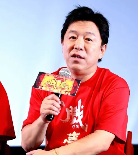 黄渤啊要不你就“退圈”歇会吧真不是埋汰你，是实在是看不过去了你都51岁了，
