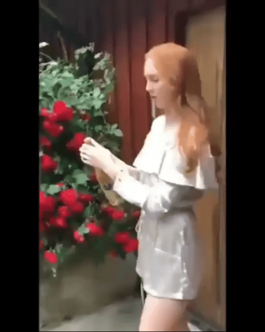 小手一滑，直接被喷一脸！