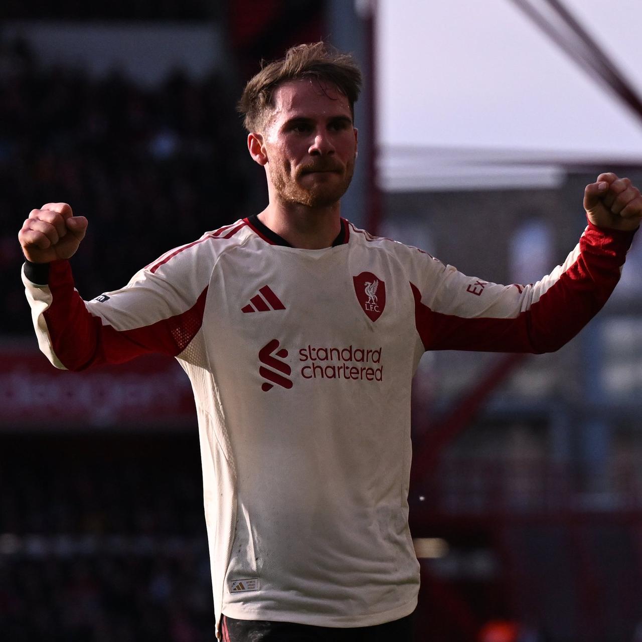 森林不保级谁保级，按着利物浦踢了至少70分钟，结果最后5分钟被利物浦进2个。