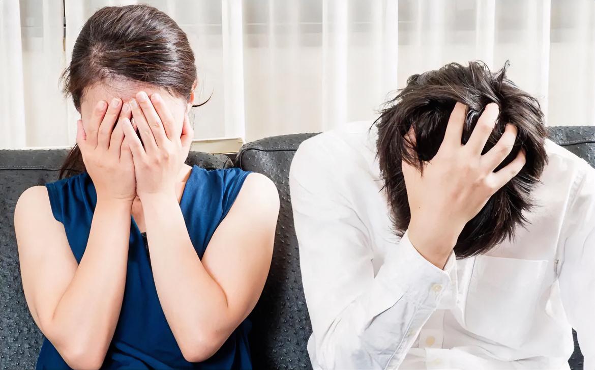 两性情感中挣扎的人都是这5种模式讨好者、控制者、矛盾者、受害者和逃避者。先