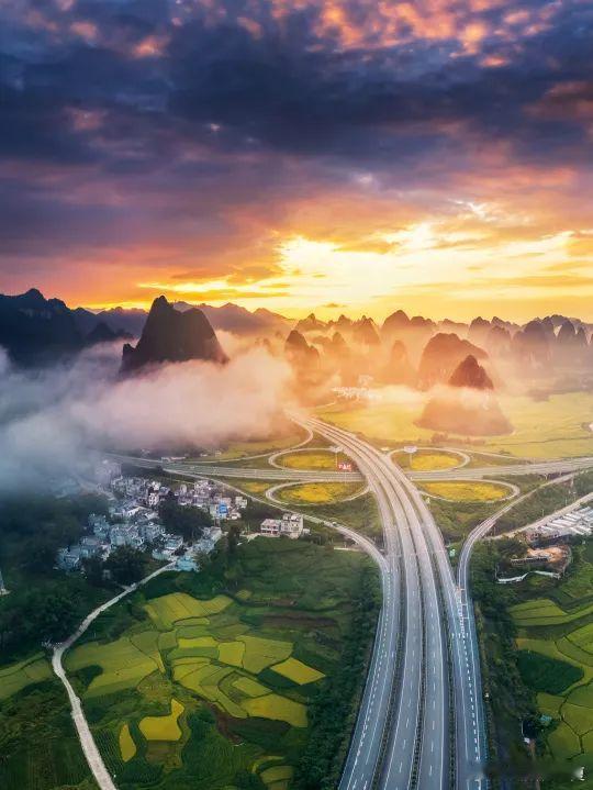 桂林山水甲天下，崇左风景也不差～​​​