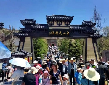 退休金差距这事儿真是怎么补都平衡不了，现在退下来的