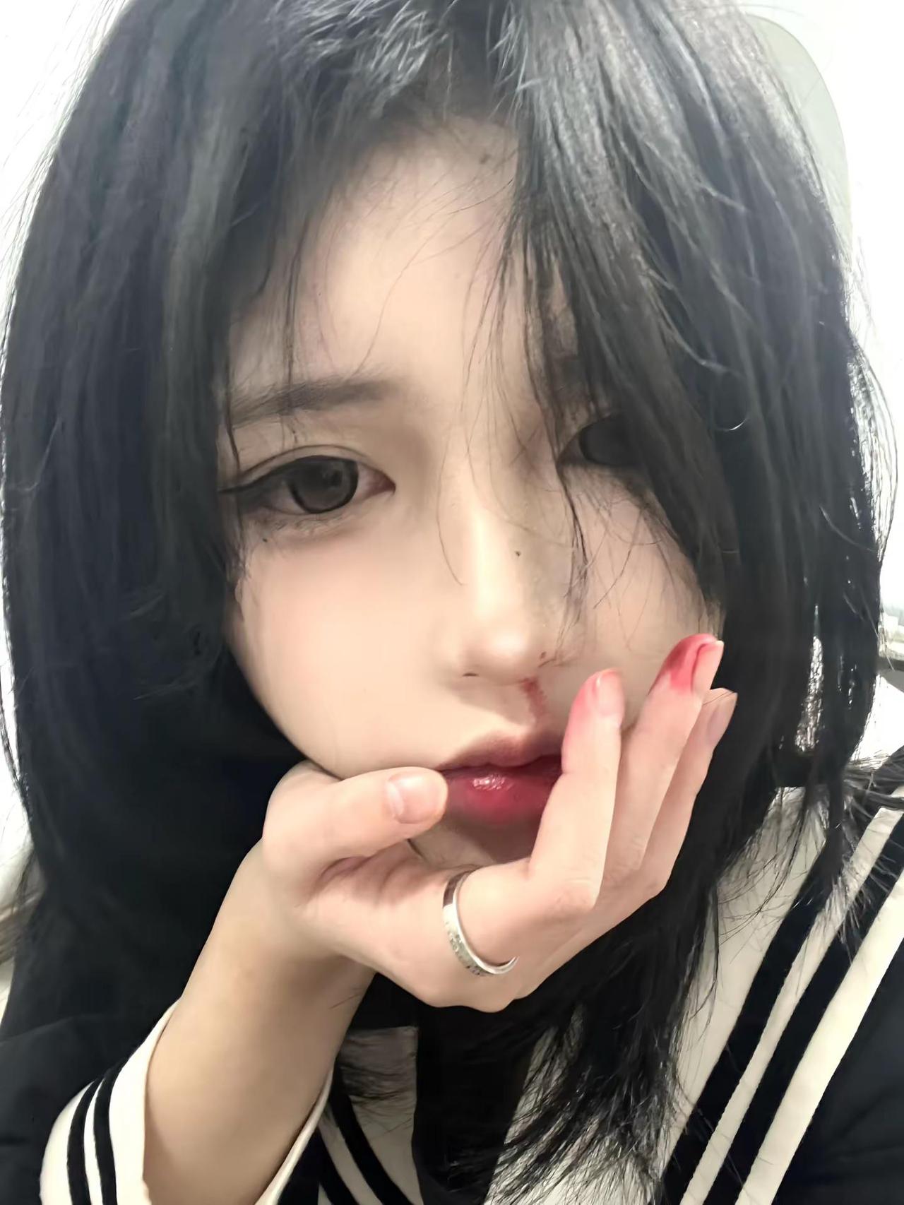 纠缠了这么久你还是没有一丝动摇黑皮妹子刚出生猫眼