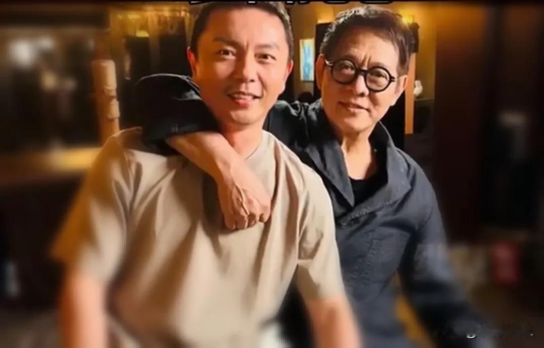 33年之后！李连杰谢苗再度同框，一声“老爸”看哭全网，这才是真正的“银幕父子情”