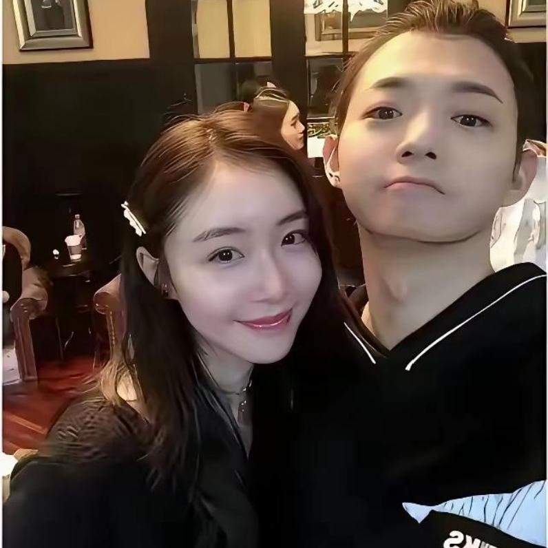 霍尊陈露九年恋情，给所有女孩的真心忠告陈露和霍尊九年的感情，真的给所有女生