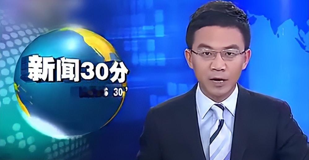 前央视主持人郎永淳，沦为阶下囚，刑满释放后，如今过得怎样？直播间里，屏幕前的