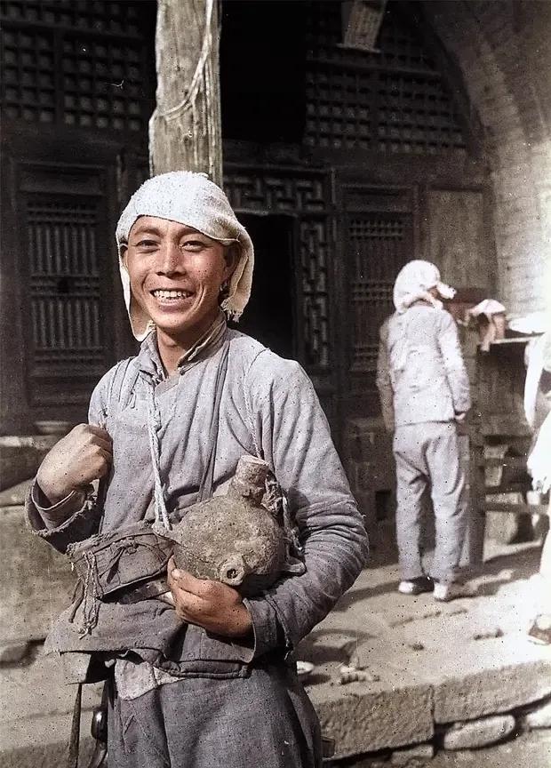 美国摄影师哈里森·福尔曼镜头下的八路军领导的延安民兵，向世界真实展示了陕甘宁边区