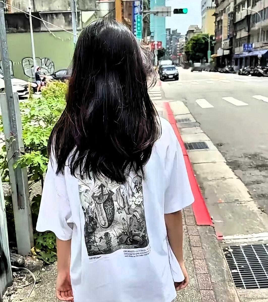 玥儿画室,课时间,好长啊,三小时,她学的,很认真,专注画,新东西,
