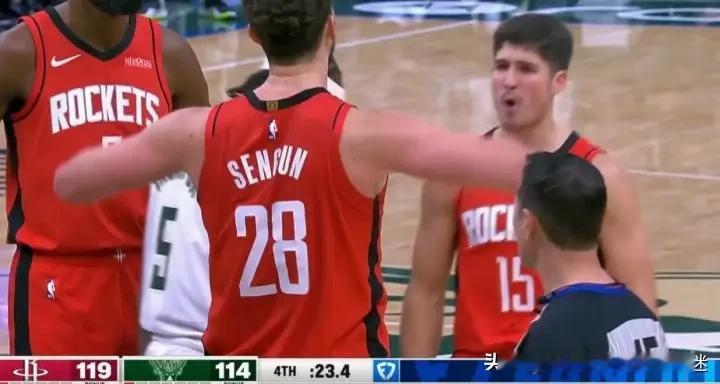 恭喜火箭122-115拿下雄鹿，本场比赛除了杜兰特的稳定发挥，还有申京的关键时刻